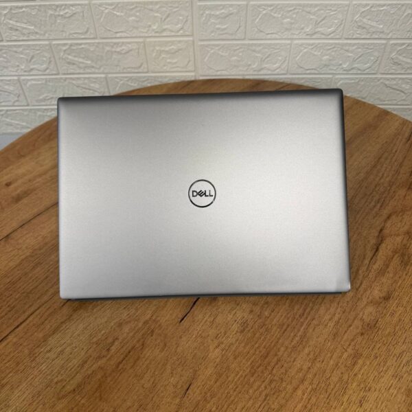 Ультрабук Б-клас Dell Vostro 5630 / 16" (1920x1200) IPS / Intel Core i7-1360P (12 (16) ядер по 2.2 - 5.0 GHz) / 16 GB DDR5 / 512 GB SSD / Intel Iris Xe Graphics / WebCam - Зображення 3