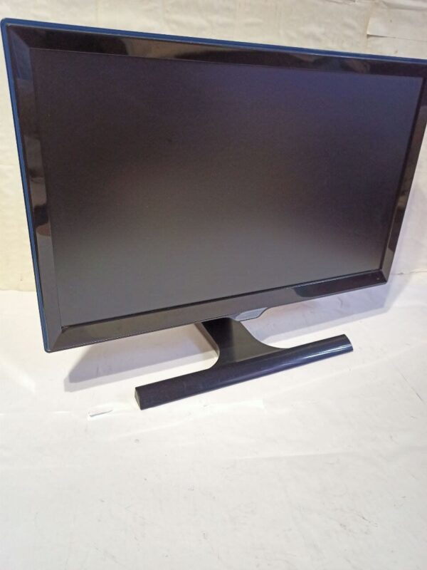 Комплект ПК: Lenovo ThinkCentre E73 Tower / Intel Core i3-4170 (2 (4) ядра по 3.7 GHz) / 8 GB DDR3 / 500 GB HDD / Intel HD Graphics 4400 / DVD-RW + Монітор Samsung S22E390H / 22" (1920x1080) IPS / 1x HDMI, 1x VGA, 1x Audio - Зображення 6