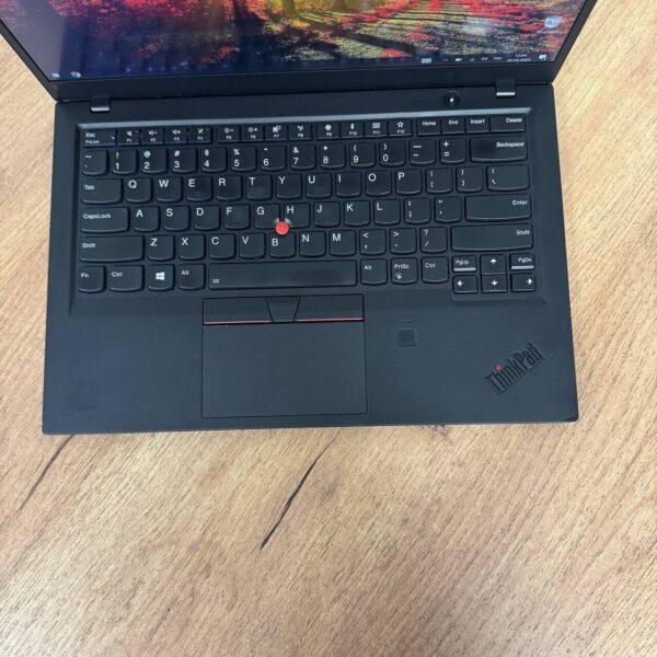 Ультрабук Б-клас Lenovo ThinkPad X1 Carbon Gen 6 / 14" (1920x1080) IPS Touch / Intel Core i5-8350U (4 (8) ядра по 1.7 - 3.6 GHz) / 8 GB DDR4 / 240 GB SSD / Intel UHD Graphics 620 / WebCam - Зображення 7