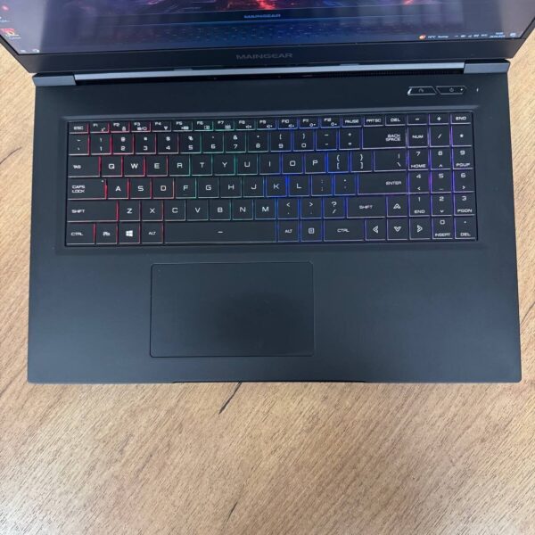 Ігровий ноутбук Б-клас Maingear Element MG-ELMT002-2070S / 17.3" (1920x1080) IPS / Intel Core i7-10875H (8 (16) ядер по 2.3 - 5.1 GHz) / 16 GB DDR4 / 512 GB SSD / nVidia GeForce RTX 2070 Super, 8 GB GDDR6, 256-bit / WebCam - Зображення 7