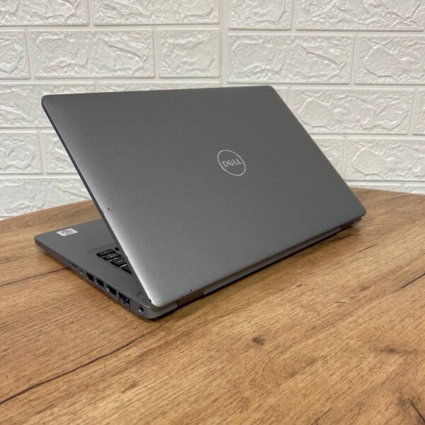 Ультрабук Б-клас Dell Latitude 5410 / 14" (1366x768) TN / Intel Core i5-10310U (4 (8) ядра по 1.7 - 4.4 GHz) / 8 GB DDR4 / 256 GB SSD / Intel UHD Graphics / WebCam - Зображення 6