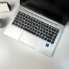 Ультрабук HP ProBook 440 G8 / 14" (1366x768) TN / Intel Core i5-1135G7 (4 (8) ядра по 2.4 - 4.2 GHz) / 16 GB DDR4 / 256 GB SSD / Intel Iris Xe Graphics / WebCam / Win 10 Pro - Зображення 3