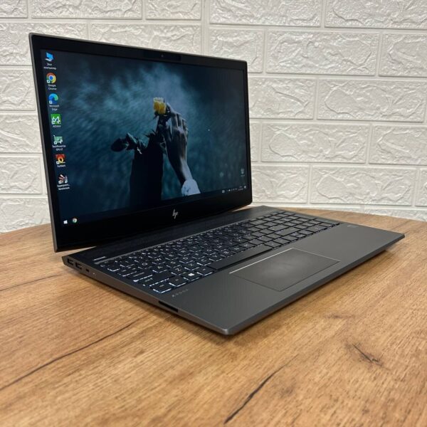 Мобільна робоча станція HP ZBook 15v G5 / 15.6" (1920x1080) IPS / Intel Core i7-8750H (6 (12) ядер по 2.2 - 4.1 GHz) / 16 GB DDR4 / 512 GB SSD NVMe / nVidia Quadro P600, 4 GB GDDR5, 128-bit / WebCam - Зображення 4