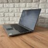 Ігровий ноутбук Б-клас Dell Latitude 5511 / 15.6" (1366x768) TN / Intel Core i7-10750H (6 (12) ядер по 2.6 - 5.0 GHz) / 16 GB DDR4 / 256 GB SSD / nVidia GeForce MX250, 2 GB GDDR5, 64-bit / WebCam - Зображення 5