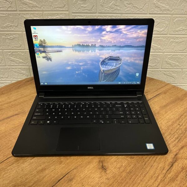 Ноутбук Б-клас Dell Inspiron 5566 / 15.6" (1366x768) TN / Intel Core i5-7200U (2 (4) ядра по 2.5 - 3.1 GHz) / 8 GB DDR4 / 256 GB SSD / Intel HD Graphics 620 / WebCam / DVD-ROM - Зображення 2