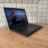 Ноутбук Dell Latitude 5590 / 15.6" (1920x1080) IPS / Intel Core i7-8650U (4 (8) ядра по 1.9 - 4.2 GHz) / 8 GB DDR4 / 256 GB SSD / Intel UHD Graphics 620 / WebCam - Зображення 4