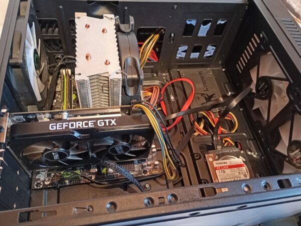 Ігровий ПК GameMax G561-FRGB Black Tower / Intel Xeon E5-2650 v2 (8 (16) ядер по 2.6 - 3.4 GHz) / 20 GB DDR3 / 480 GB SSD + 1000 GB HDD / nVidia GeForce GTX 1650, 4 GB GDDR6, 128-bit / 600W - Зображення 8