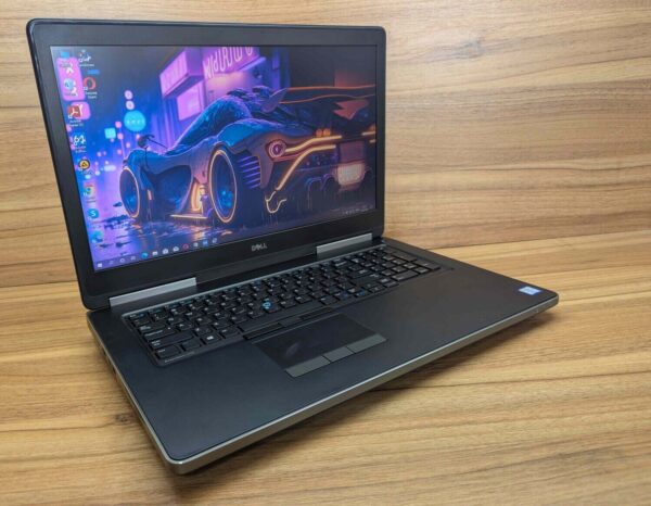 Мобільна робоча станція Б-клас Dell Precision 7720 / 17.3" (1600x900) TN / Intel Core i7-7820HQ (4 (8) ядра по 2.9 - 3.9 GHz) / 32 GB DDR4 / 512 GB SSD / nVidia Quadro P3000, 6 GB GDDR5, 192-bit / USB Type-C / Windows 10 - Зображення 4