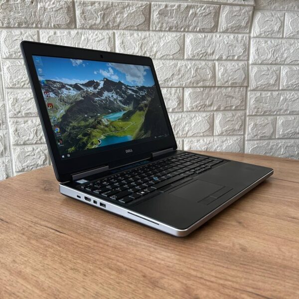 Мобільна робоча станція Б-клас Dell Precision 7510 / 15.6" (1920x1080) IPS / Intel Core i5-6300HQ (4 ядра по 2.3 - 3.2 GHz) / 8 GB DDR4 / 256 GB SSD / AMD FirePro W5170M, 2 GB GDDR5, 128-bit / WebCam - Зображення 4
