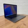 Ігровий ультрабук Б-клас Apple MacBook Pro A1990 2019 / 15.4" (2880x1800) IPS / Intel Core i9-9980HK (8 (16) ядер по 2.4 - 5.0 GHz) / 32 GB DDR4 / 1000 GB SSD / AMD Radeon Pro 560X, 4 GB GDDR5, 128-bit / WebCam / MacOS - Зображення 4