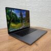 Ультрабук Apple MacBook Pro 16 2021 A2485 / 16.2" (3456x2234) IPS / Apple M1 Pro (10 ядер по 3.2 GHz) / 16 GB DDR5 / 1000 GB SSD / Apple M1 Pro Graphics / WebCam / MacOS - Зображення 4