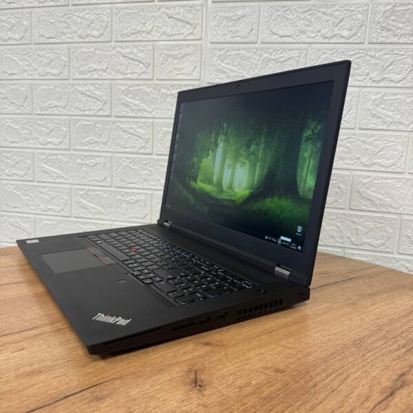 Мобільна робоча станція Б-клас Lenovo ThinkPad P17 Gen 1 / 17.3" (1920x1080) IPS / Intel Core i7-10850H (6 (12) ядер по 2.7 - 5.1 GHz) / 16 GB DDR4 / 500 GB SSD / nVidia Quadro T1000, 4 GB DDR5, 128-bit / WebCam - Зображення 5
