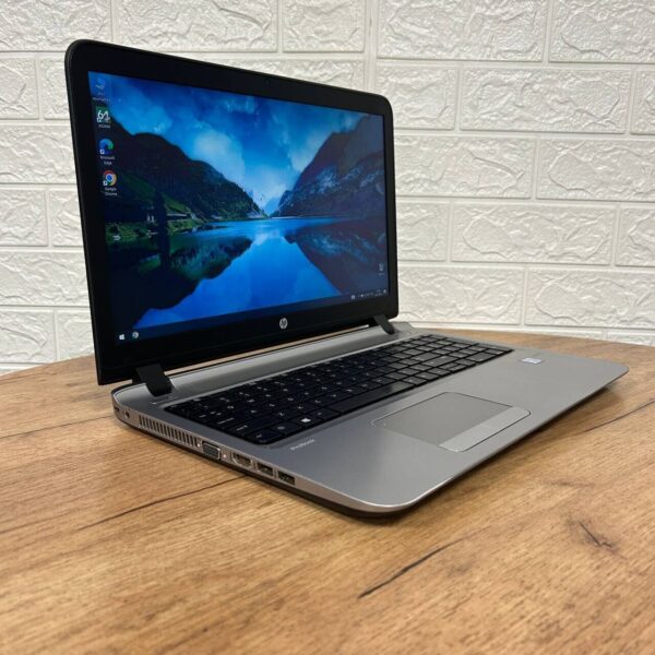 Ноутбук Б-клас HP ProBook 450 G3 / 15.6" (1920x1080) TN / Intel Core i5-6200U (2 (4) ядра по 2.3 - 2.8 GHz) / 8 GB DDR4 / 128 GB SSD + 500 GB HDD / Intel HD Graphics 520 / WebCam - Зображення 4