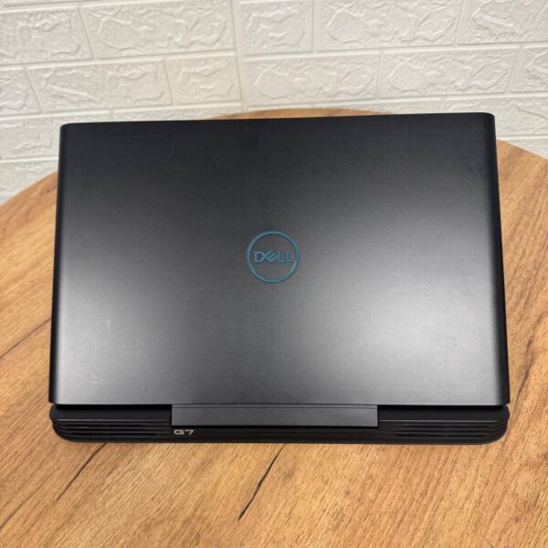 Ігровий ноутбук Dell G7 15 7588 / 15.6" (1920x1080) IPS / Intel Core i7-8750H (6 (12) ядер по 2.2 - 4.1 GHz) / 16 GB DDR4 / 512 GB SSD / nVidia GeForce GTX 1060 Max-Q, 6 GB GDDR5, 192-bit / WebCam - Зображення 3