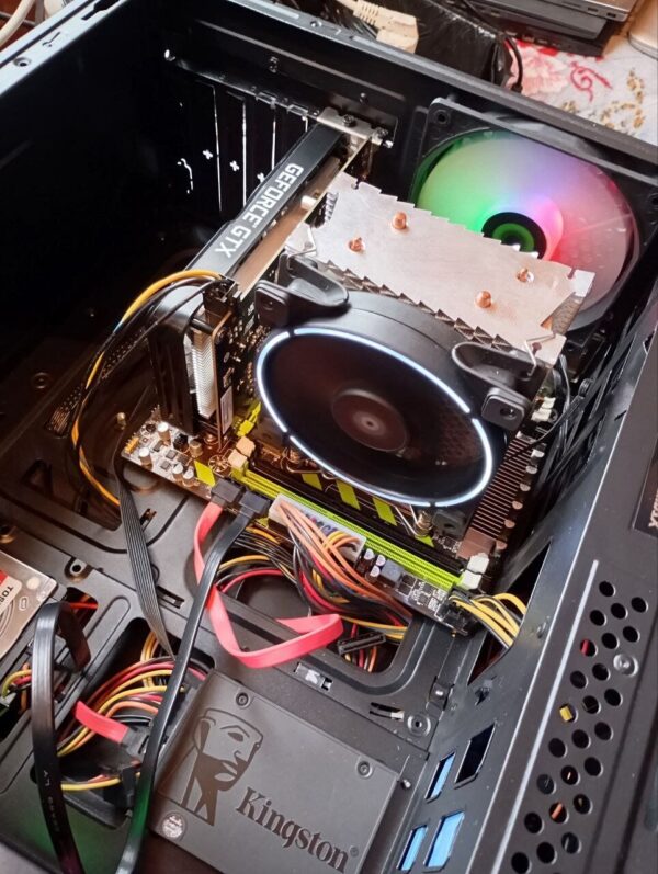 Ігровий ПК GameMax G561-FRGB Black Tower / Intel Xeon E5-2650 v2 (8 (16) ядер по 2.6 - 3.4 GHz) / 20 GB DDR3 / 480 GB SSD + 1000 GB HDD / nVidia GeForce GTX 1650, 4 GB GDDR6, 128-bit / 600W - Зображення 10