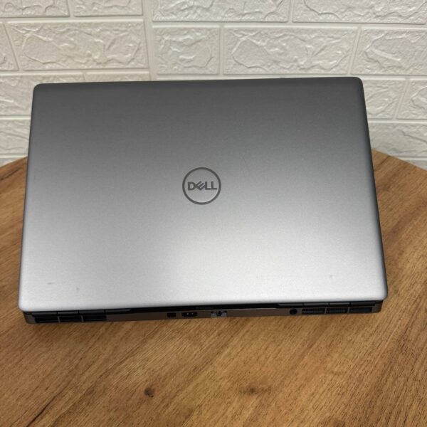 Мобільна робоча станція Б-клас Dell Precision 7550 / 15.6" (1920x1080) IPS / Intel Core i7-10850H (6 (12) ядер по 2.7 - 5.1 GHz) / 32 GB DDR4 / 1000 GB SSD / nVidia Quadro T2000, 4 GB GDDR5, 128-bit - Зображення 7