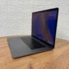 Ігровий ультрабук Б-клас Apple MacBook Pro A1990 2019 / 15.4" (2880x1800) IPS / Intel Core i9-9980HK (8 (16) ядер по 2.4 - 5.0 GHz) / 32 GB DDR4 / 1000 GB SSD / AMD Radeon Pro 560X, 4 GB GDDR5, 128-bit / WebCam / MacOS - Зображення 5