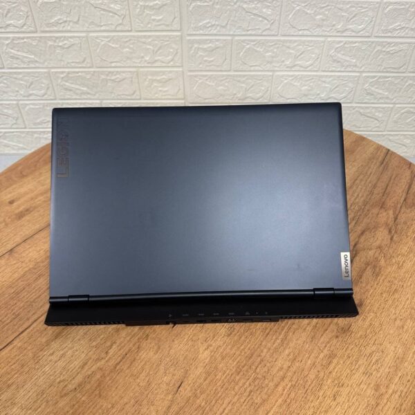 Ігровий ноутбук Б-клас Lenovo Legion 5 17ACH6H / 17.3" (1920x1080) IPS / AMD Ryzen 7 5800H (8 (16) ядер 3.2 - 4.4 GHz) / 16 GB DDR4 / 512 GB SSD / nVidia GeForce RTX 3060, 6 GB GDDR6, 192-bit / WebCam - Зображення 3