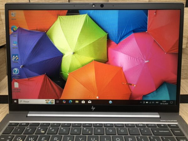 Ультрабук Б-клас HP ZBook Firefly 14 G8 / 14" (1920x1080) IPS / Intel Core i7-1185G7 (4 (8) ядра по 1.2 - 4.8 GHz) / 8 GB DDR4 / 512 GB SSD / Intel Iris Xe Graphics / WebCam - Зображення 3