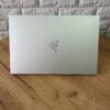 Ігровий ноутбук Б-клас Razer Blade 15 RZ09-0301 Silver / 15.6" (1920x1080) IPS / Intel Core i7-9750H (6 (12) ядер по 2.6 - 4.5 GHz) / 16 GB DDR4 / 512 GB SSD / nVidia GeForce RTX 2070 Max-Q, 8 GB GDDR6, 256-bit / WebCam - Зображення 3