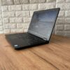 Ноутбук Dell Latitude 5590 / 15.6" (1920x1080) IPS / Intel Core i7-8650U (4 (8) ядра по 1.9 - 4.2 GHz) / 8 GB DDR4 / 256 GB SSD / Intel UHD Graphics 620 / WebCam - Зображення 5