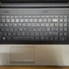 Ноутбук HP 350 G1 / 15.6" (1366x768) TN / Intel Core i3-4005U (2 (4) ядра по 1.7 GHz) / 4 GB DDR3 / 256 GB SSD / Intel HD Graphics 4400 / WebCam / Windows 10 - Зображення 3
