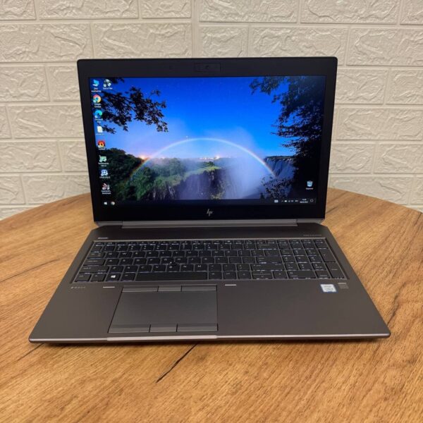 Мобільна робоча станція HP ZBook 15 G6 / 15.6" (1920x1080) IPS / Intel Core i5-9300H (4 (8) ядра по 2.4 - 4.1 GHz) / 16 GB DDR4 / 512 GB SSD / nVidia Quadro T1000, 4 GB GDDR5, 128-bit / WebCam - Зображення 2