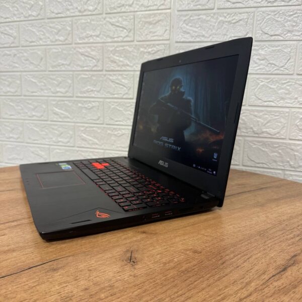 Ігровий ноутбук Б-клас Asus ROG Strix GL502VM / 15.6" (1920x1080) IPS / Intel Core i7-7700HQ (4 (8) ядра по 2.8 - 3.8 GHz) / 12 GB DDR4 / 500 GB SSD / nVidia GeForce GTX 1060, 3 GB GDDR5, 192-bit / WebCam - Зображення 5
