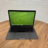 Ультрабук Apple MacBook Pro 13 A2338 2020 / 13.3" (2560x1600) IPS / Apple M1 (8 ядер по 3.2 GHz) / 8 GB DDR4 / 256 GB SSD / Apple M1 Graphics / WebCam / MacOS - Зображення 2