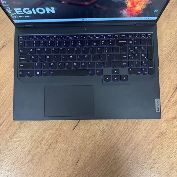 Ігровий ноутбук Б-клас Lenovo Legion Pro 5 16IRX8 / 16" (2560x1600) IPS / Intel Core i7-13700HX (16 (24) ядра по 3.7 - 5.0 GHz) / 32 GB DDR5 / 1000 GB SSD / nVidia GeForce RTX 4070, 8 GB GDDR6, 128-bit / WebCam - Зображення 7