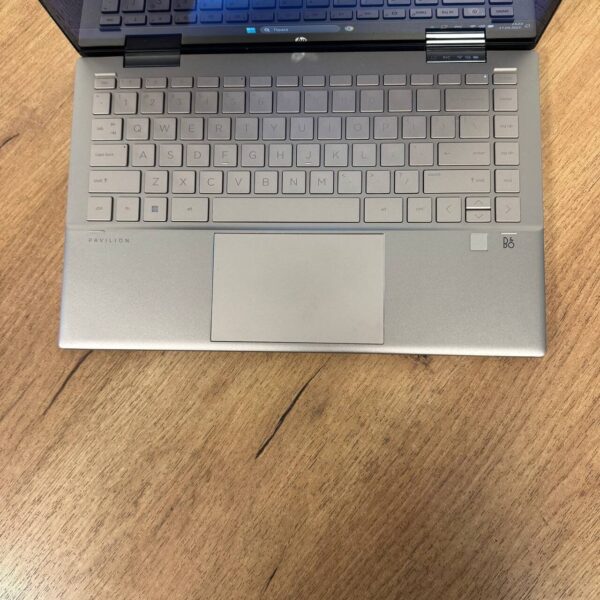 Ноутбук-трансформер Б-клас HP Pavilion x360 14m-dy1033dx Gold / 14" (1920x1080) IPS Touch / Intel Core i5-1155G7 (4 (8) ядра по 2.5 - 4.5 GHz) / 8 GB DDR4 / 512 GB SSD / Intel Iris Xe Graphics / WebCam - Зображення 8
