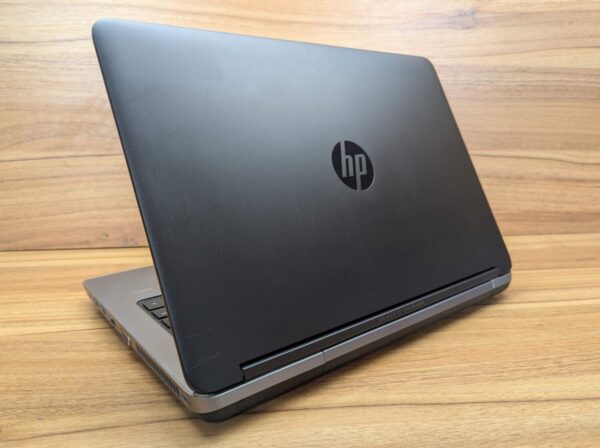 Ноутбук HP ProBook 645 G1 / 14" (1366x768) TN / AMD A6-5350M (2 ядра по 2.9 - 3.5 GHz) / 8 GB DDR3 / 120 GB SSD / AMD Radeon HD 8450G / WebCam / Fingerprint / Windows 10 - Зображення 6