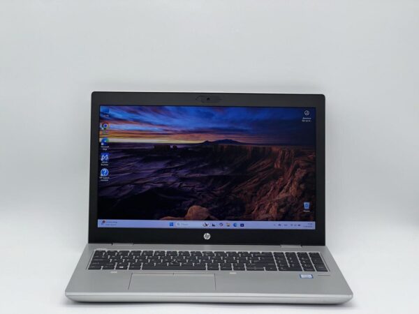 Ноутбук HP ProBook 650 G4 / 15.6" (1366x768) TN / Intel Core i5-8265U (4 (8) ядра по 1.6 - 3.9 GHz) / 8 GB DDR4 / 120 GB SSD / Intel HD Graphics 620 / WebCam - Зображення 2