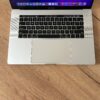Ультрабук Б-клас Apple MacBook Pro A1707 (2017) / 15.4" (2880x1800) IPS / Intel Core i7-4810MQ (4 (8) ядра по 2.8 - 3.8 GHz) / 16 GB DDR4 / 256 GB SSD / AMD Radeon Pro 555, 2 GB GDDR5, 128-bit / WebCam - Зображення 6