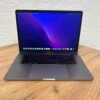 Ігровий ультрабук Б-клас Apple MacBook Pro 2016 A1707 / 15.4" (2880x1800) IPS / Intel Core i7-6700HQ (4 (8) ядра по 2.6 - 3.5 GHz) / 16 GB DDR4 / 512 GB SSD / AMD Radeon Pro 450, 2 GB GDDR5, 128-bit / WebCam / MacOS - Зображення 2