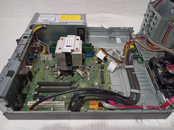 ПК Fujitsu Esprimo E700 E85+ SFF / Intel Core i3-2120 (2 (4) ядра по 3.3 GHz) / 4 GB DDR3 / 320 GB HDD / Intel HD Graphics 2000 / DVD-ROM + USB-флешка 64 GB - Зображення 5