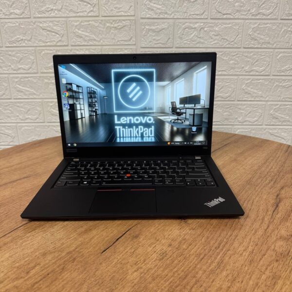 Ультрабук Б-клас Lenovo ThinkPad T490 / 14" (1920x1080) IPS / Intel Core i7-8565U (4 (8) ядра по 1.8 - 4.6 GHz) / 8 GB DDR4 / 256 GB SSD / Intel UHD Graphics / WebCam - Зображення 2