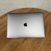 Ігровий ультрабук Б-клас Apple MacBook Pro 2016 A1707 / 15.4" (2880x1800) IPS / Intel Core i7-6820HQ (4 (8) ядра по 2.7 - 3.6 GHz) / 16 GB DDR4 / 512 GB SSD / AMD Radeon Pro 455, 2 GB GDDR5, 128-bit / WebCam / MacOS - Зображення 3