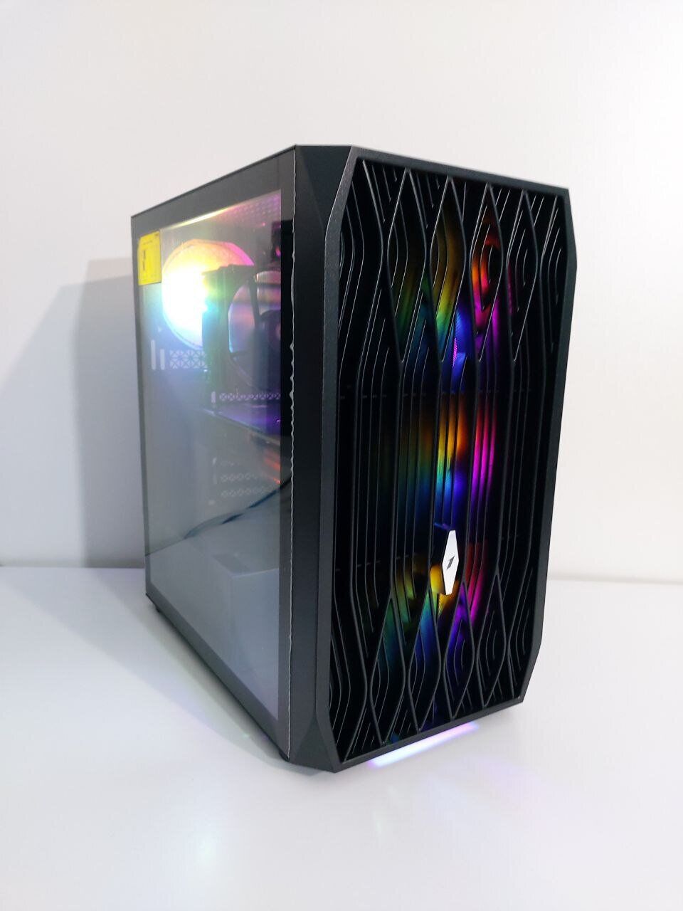 Ігровй ПК 1stPlayer Ariya AY7 Tower / Intel Core i5-9400 (6 ядер по 2.9 - 4.1 GHz) / 16 GB DDR4 / 480 GB SSD + 512 GB SSD M.2 / AMD Radeon RX 580, 8 GB GDDR5, 256-bit / 500W + Кабелі DVI та живлення - Зображення 2