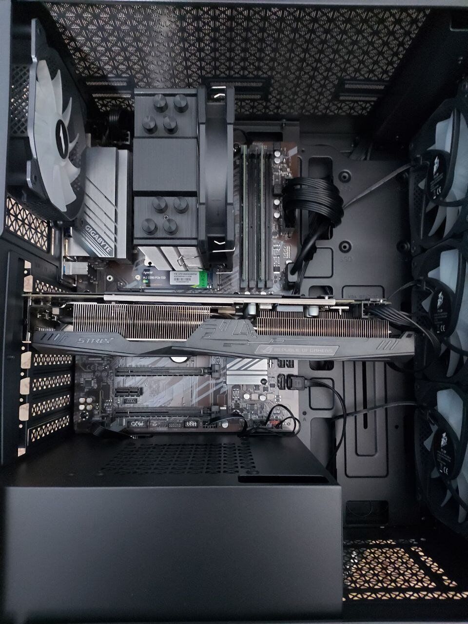 Ігровй ПК 1stPlayer Ariya AY7 Tower / Intel Core i5-9400 (6 ядер по 2.9 - 4.1 GHz) / 16 GB DDR4 / 480 GB SSD + 512 GB SSD M.2 / AMD Radeon RX 580, 8 GB GDDR5, 256-bit / 500W + Кабелі DVI та живлення - Зображення 6