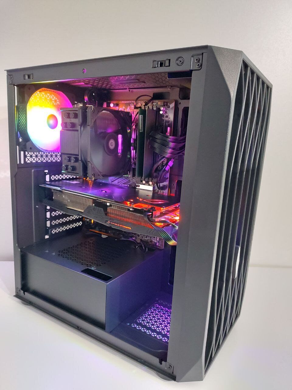 Ігровй ПК 1stPlayer Ariya AY7 Tower / Intel Core i5-9400 (6 ядер по 2.9 - 4.1 GHz) / 16 GB DDR4 / 480 GB SSD + 512 GB SSD M.2 / AMD Radeon RX 580, 8 GB GDDR5, 256-bit / 500W + Кабелі DVI та живлення - Зображення 3