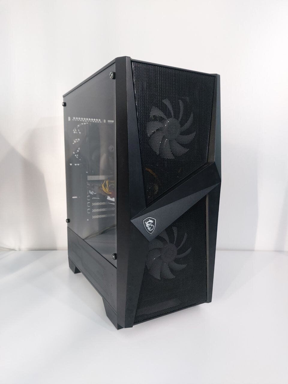 Ігровий ПК MSI MAG Forge 100M Black Tower / Intel Core i7-6700 (4 (8) ядра по 3.4 - 4.0 GHz) / 16 GB DDR4 / 240 GB SSD M.2 + 1000 GB SSD / nVidia GeForce GTX 1060, 3 GB GDDR5, 192-bit / 600W + Кабелі (DVI та живлення)