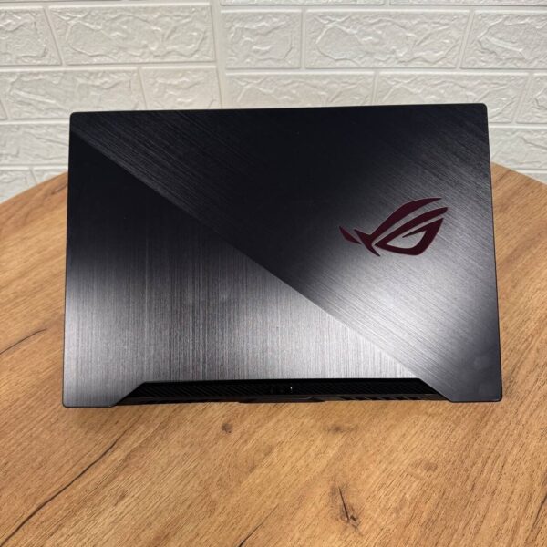 Ігровий ноутбук Б-клас Asus ROG Zephyrus GA502DU / 15.6" (1920x1080) IPS / AMD Ryzen 7 3750H (4 (8) ядра по 2.3 - 4.0 GHz) / 16 GB DDR4 / 512 GB SSD / nVidia GeForce GTX 1660 Ti Max-Q, 6 GB GDDR6, 192-bit - Зображення 3