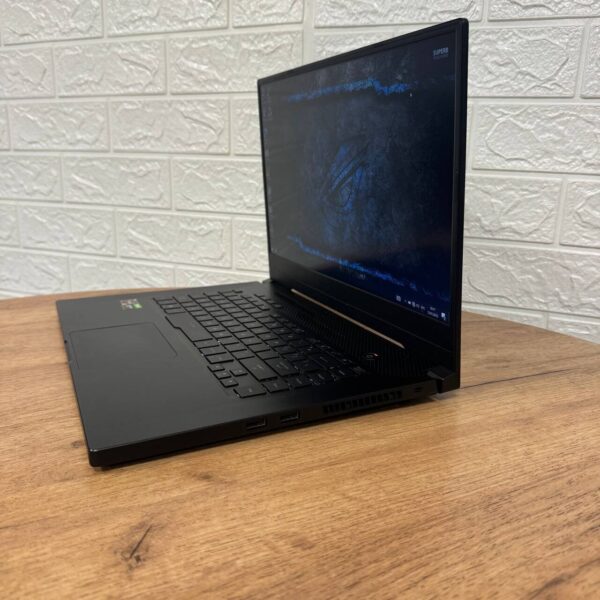 Ігровий ноутбук Б-клас Asus ROG Zephyrus GA502DU / 15.6" (1920x1080) IPS / AMD Ryzen 7 3750H (4 (8) ядра по 2.3 - 4.0 GHz) / 16 GB DDR4 / 512 GB SSD / nVidia GeForce GTX 1660 Ti Max-Q, 6 GB GDDR6, 192-bit - Зображення 5