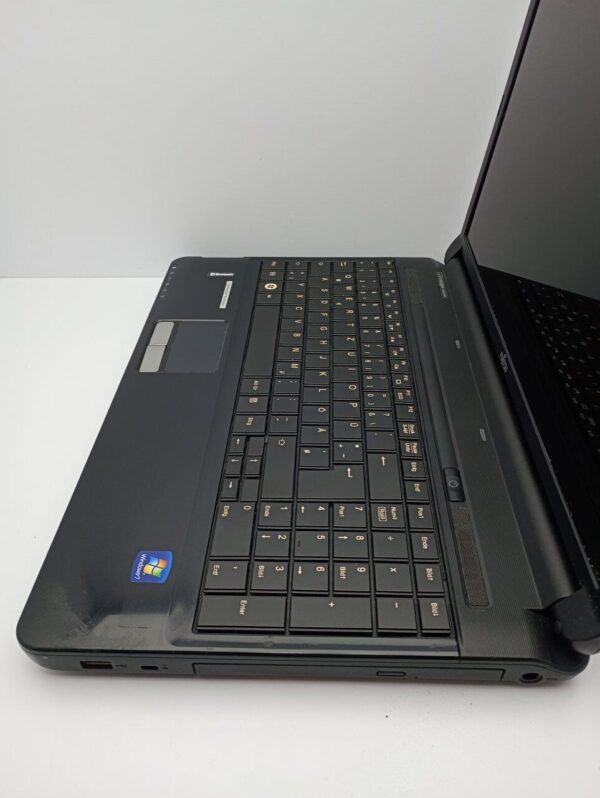 Ноутбук Fujitsu Lifebook AH530 / 15.6" (1366x768) TN / Intel Core i5-520M (2 (4) ядра по 2.4 - 2.93 GHz) / 6 GB DDR3 / 500 GB HDD / Intel HD Graphics 2000 / WebCam - Зображення 5