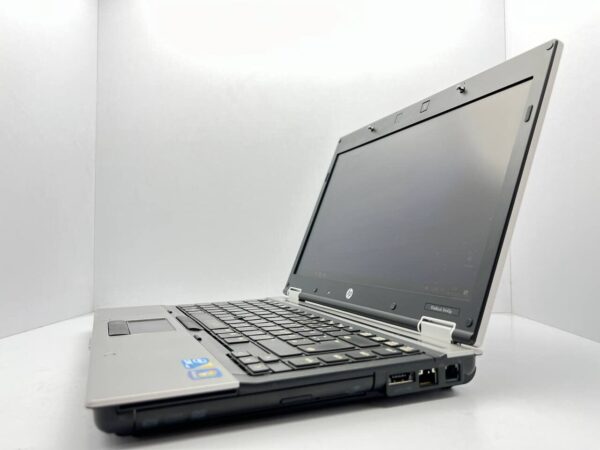 Ноутбук HP EliteBook 8440p / 14" (1600x900) TN / Intel Core i7-620M (2 (4) ядра по 2.7 - 3.3 GHz) / 4 GB DDR3 / 240 GB SSD / Intel HD Graphics - Зображення 4