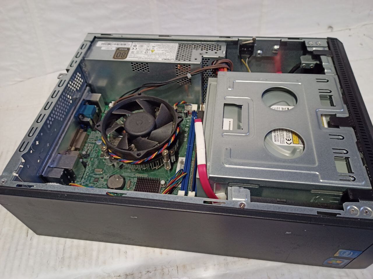 ПК Acer Veriton X2631G SFF / Intel Сore i3-4130 (2 (4) ядра по 3.4 GHz) / 8 GB DDR3 / 128 GB SSD / Intel HD Graphics 4400 / DVD-RW / Win 7 - Зображення 6