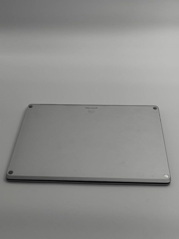 Ультрабук Б-клас Microsoft Surface Laptop 2 1769 / 13.5" (2256x1504) IPS NoTouch / Intel Core i7-8650U (4 (8) ядра по 1.9 - 4.2 GHz) / 16 GB DDR3 / 480 GB SSD / Intel UHD Graphics 620 / WebCam - Зображення 9