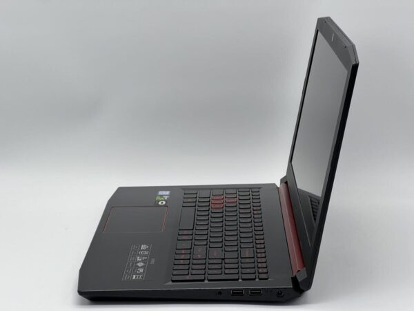 Ігровий ноутбук Acer Nitro 5 AN515-53 / 15.6" (1920x1080) IPS / Intel Core i5-8300H (4 (8) ядра по 2.3 - 4.0 GHz) / 16 GB DDR4 / 480 GB SSD / nVidia GeForce GTX 1050, 4 GB GDDR5, 128-bit / WebCam - Зображення 4