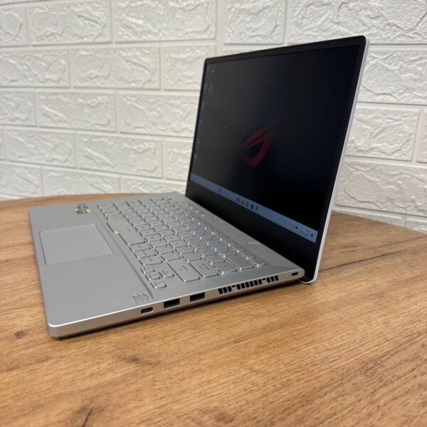 Ігровий ноутбук Asus ROG Zephyrus G14 GA401QM / 14" (1920x1080) IPS / AMD Ryzen 7 5800HS (8 (16) ядер по 2.8 - 4.4 GHz) / 16 GB DDR4 / 512 GB SSD / nVidia GeForce RTX 3060, 6 GB GDDR6, 192-bit - Зображення 5